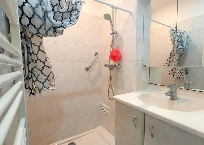 Lägenhet Elegant 3 Avec Parking